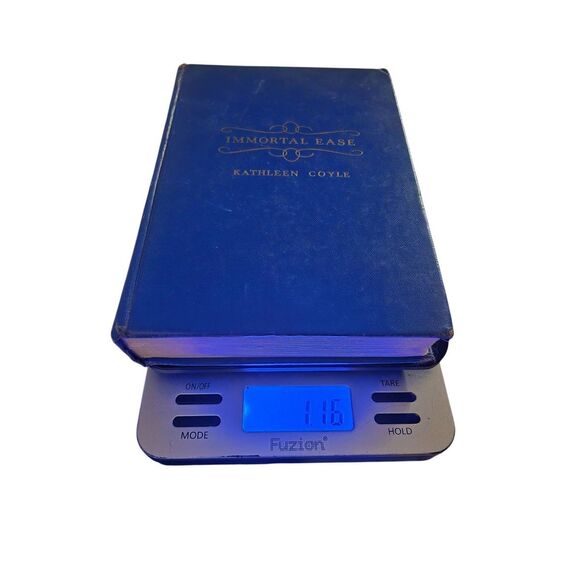 Immortal ease by Kathleen Coyle - E.P. Dutton & Co. Inc - Picture 2 of 6